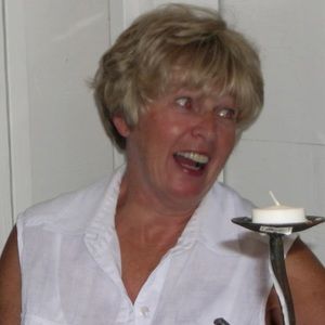 Meet your Posher, Connie